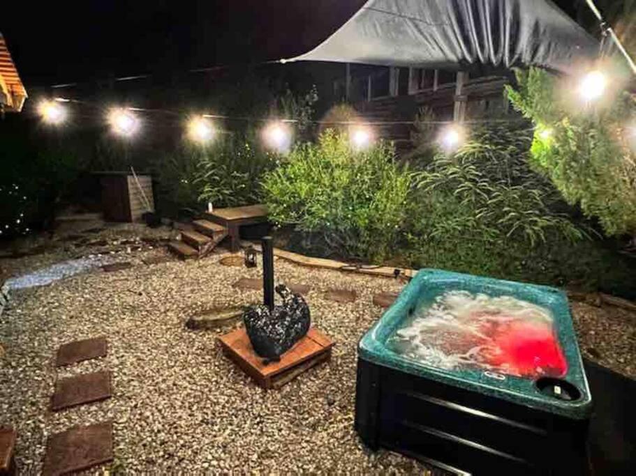 Tiny House, Wifi,Hot Tub,Secluded Villa Cosby Dış mekan fotoğraf