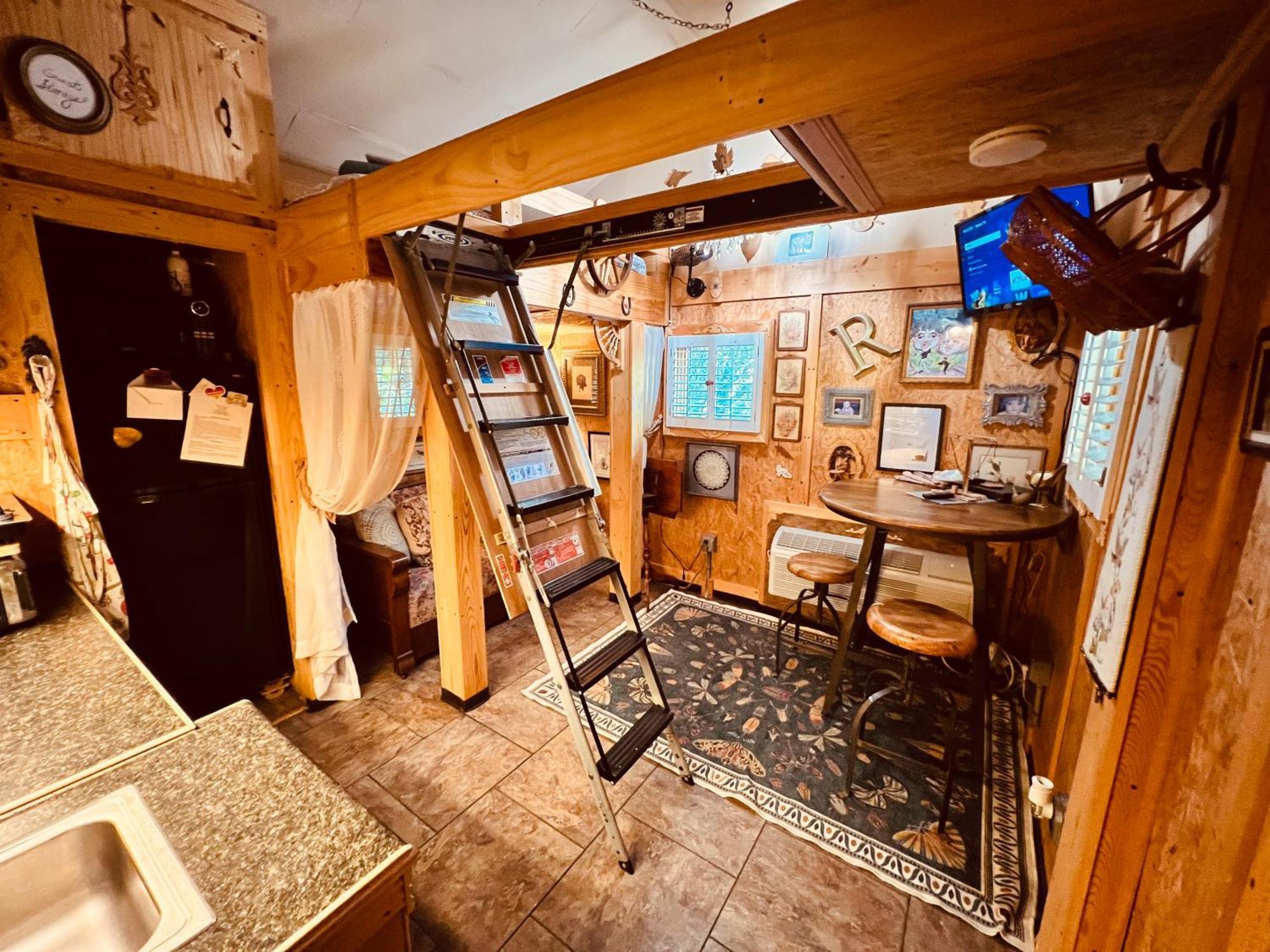 Tiny House, Wifi,Hot Tub,Secluded Villa Cosby Dış mekan fotoğraf