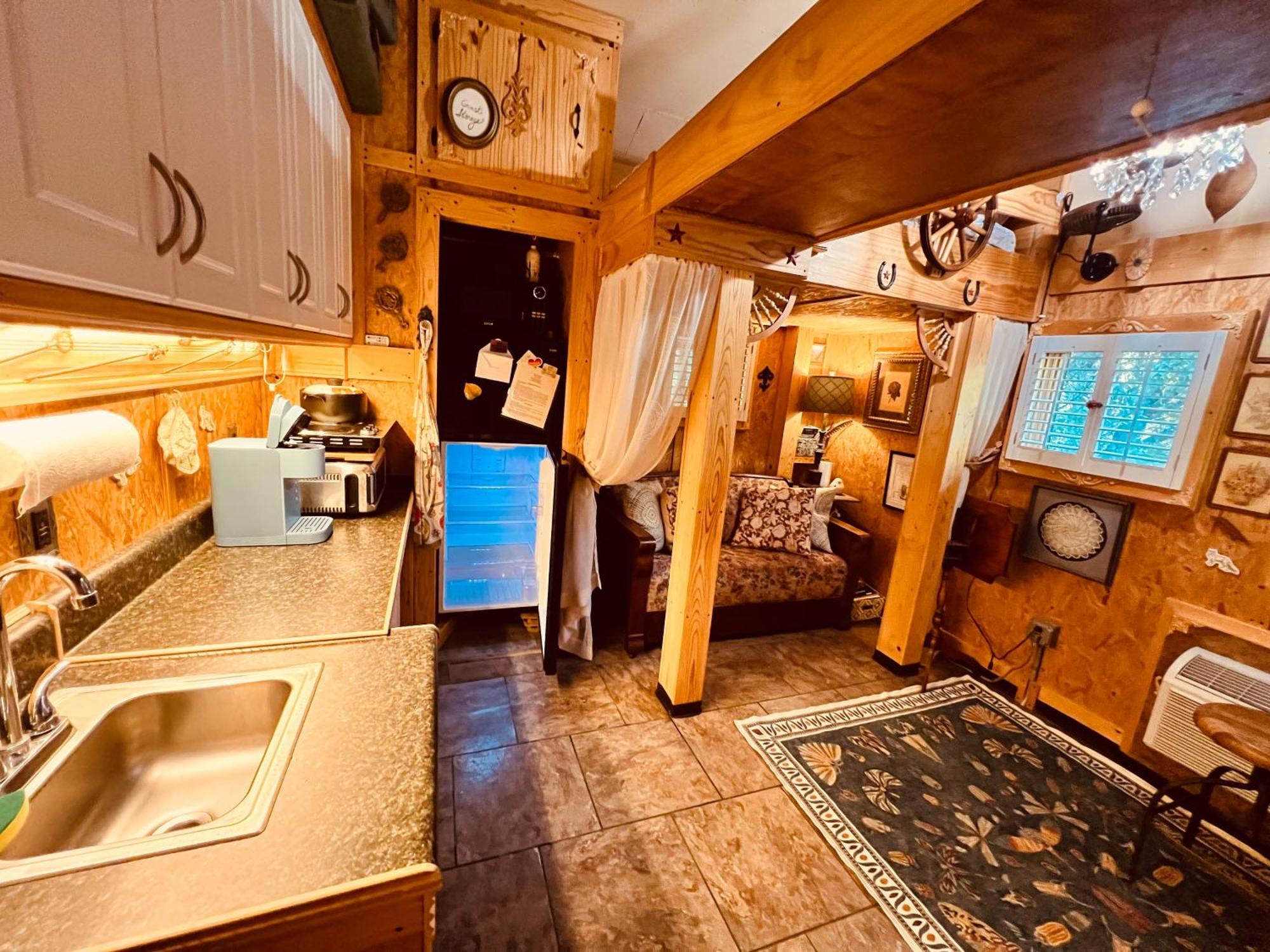 Tiny House, Wifi,Hot Tub,Secluded Villa Cosby Dış mekan fotoğraf